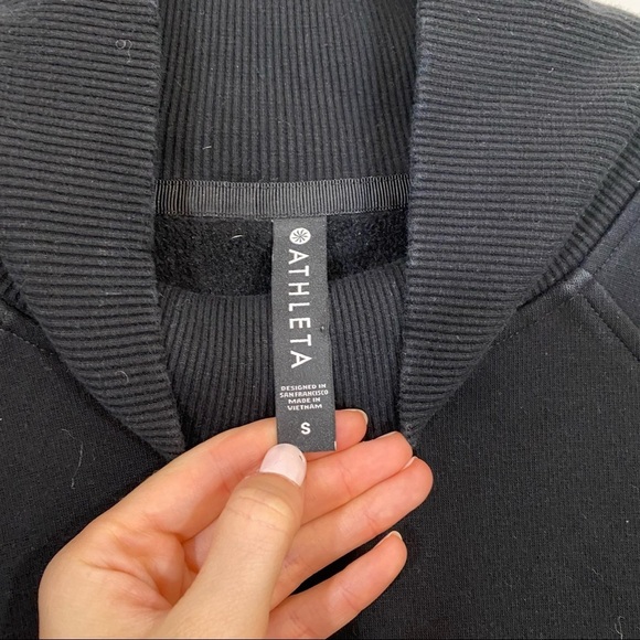 Athleta Cozy Karma Side Zip Funnel Neck Black Sweatshirt Small - Picture 5 of 8